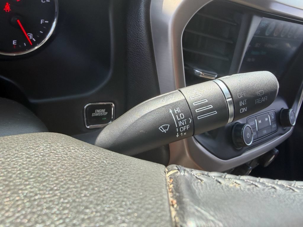Certified 2018 GMC Acadia Denali w/ Technology Package AWD/4WD image 29