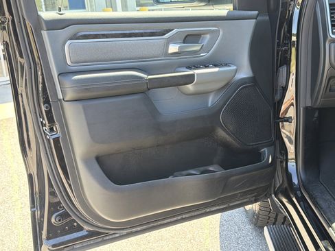 Used 2021 RAM 1500 Big Horn RWD image 16