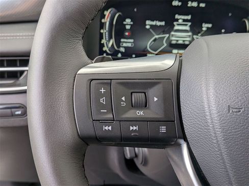 Certified 2025 INFINITI QX60 Luxe image 17