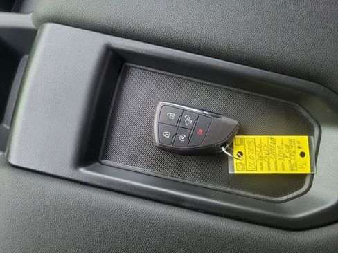 New 2026 Chevrolet Silverado 1500 LT image 28