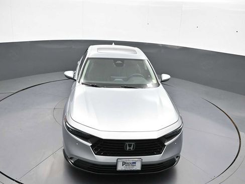 Used 2025 Honda Accord EX-L image 34