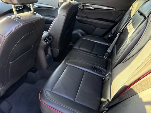 Used 2023 Buick Envision Essence w/ Sport Touring Package AWD/4WD image 17