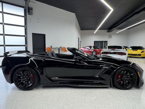 Used 2016 Chevrolet Corvette Z06 w/ 2LZ Preferred Equipment Group RWD image 18