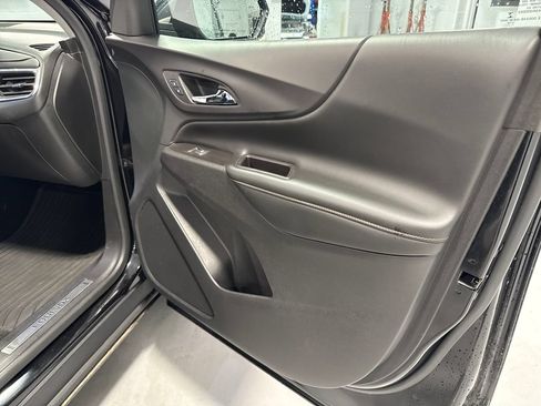 Used 2020 Chevrolet Equinox Premier AWD/4WD image 35
