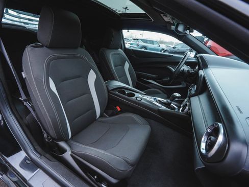 Used 2023 Chevrolet Camaro LT w/ RS Package image 29