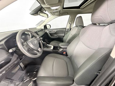 Certified 2024 Toyota RAV4 XLE w/ Convenience Package FWD image 9