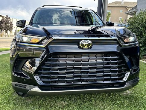 Used 2026 Toyota Grand Highlander AWD Hybrid image 4