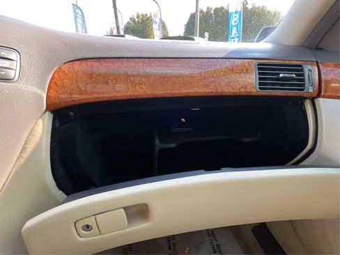 Used 2005 Lexus LS 430 image 17