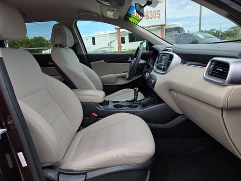 Used 2016 Kia Sorento LX FWD image 14