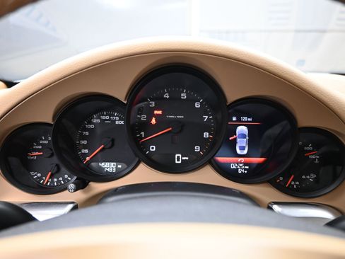 Certified 2014 Porsche 911 Carrera image 16