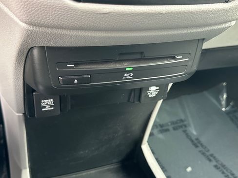 Used 2020 Honda Odyssey Elite image 30