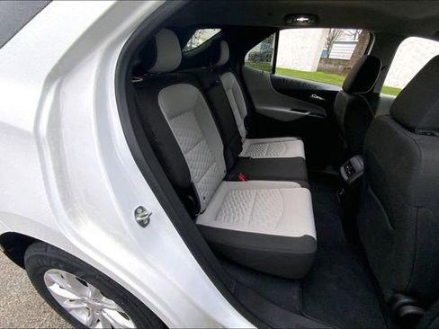 Used 2020 Chevrolet Equinox LS w/ LS Convenience Package image 26