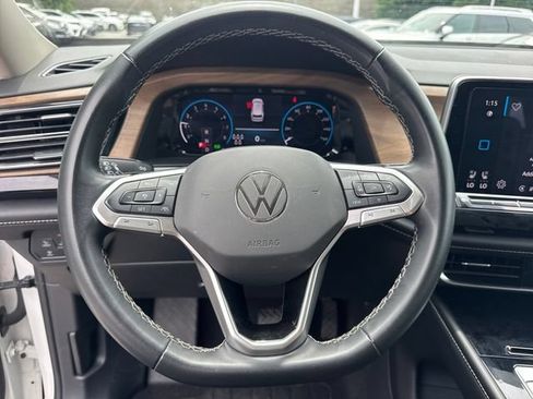 Used 2024 Volkswagen Atlas SE FWD image 17