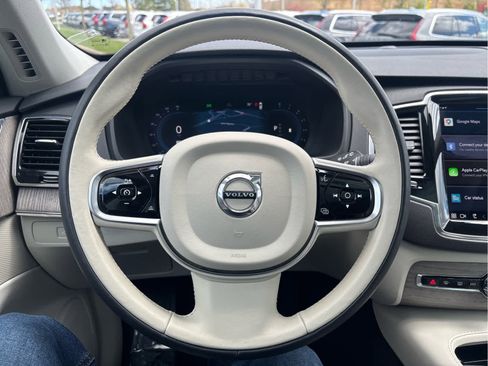Used 2023 Volvo XC90 B6 Plus AWD/4WD image 14