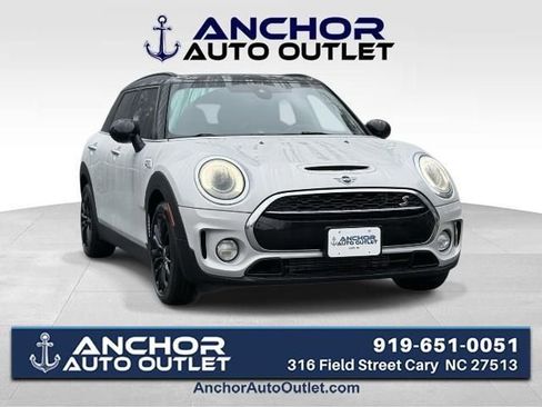 Used 2019 MINI Cooper Clubman S w/ Storage Package image 1