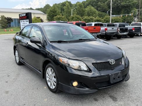 Used 2010 Toyota Corolla S FWD image 5