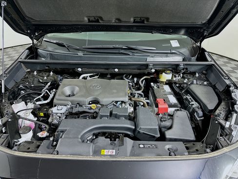 Used 2025 Toyota RAV4 LE FWD image 32
