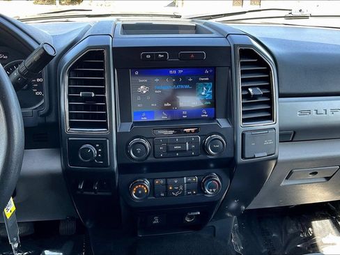 Used 2022 Ford F250 XLT AWD/4WD image 16