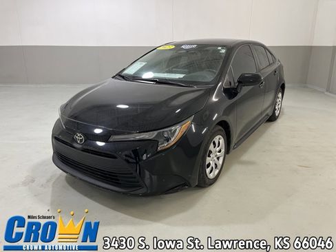 Used 2023 Toyota Corolla LE FWD image 1