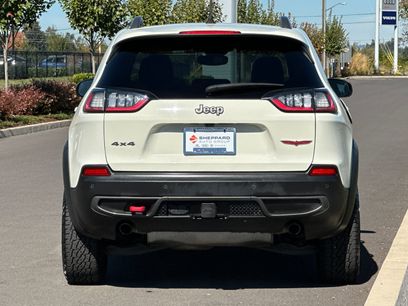 Used 2019 Jeep Cherokee Trailhawk