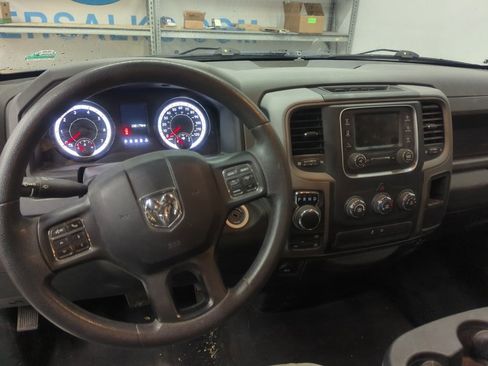 Used 2018 RAM 1500 Express w/ Express Value Package image 10