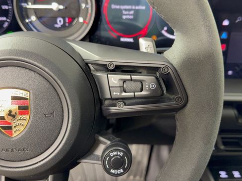 Certified 2024 Porsche 911 Carrera 4 AWD/4WD image 19