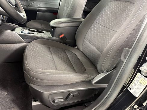 Used 2023 Ford Escape Active FWD image 11