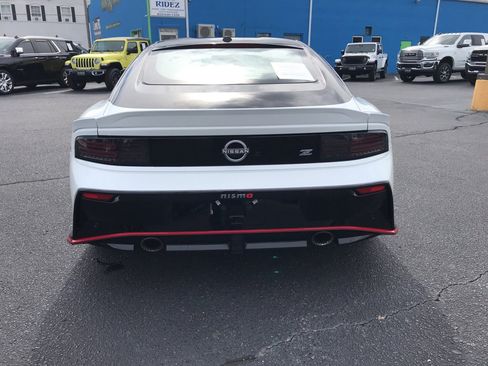Used 2024 Nissan Z NISMO w/ Floor Mat Package image 5