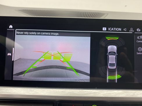 Used 2019 BMW 330i xDrive Sedan w/ Premium Package image 16