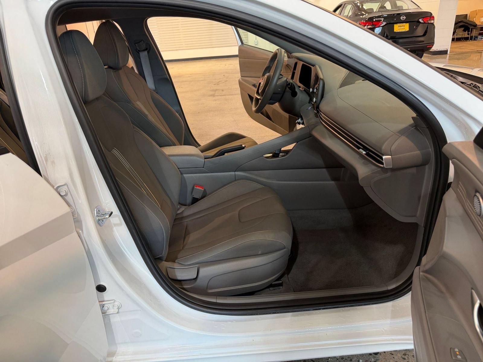 Used 2026 Hyundai Elantra Sport FWD image 34