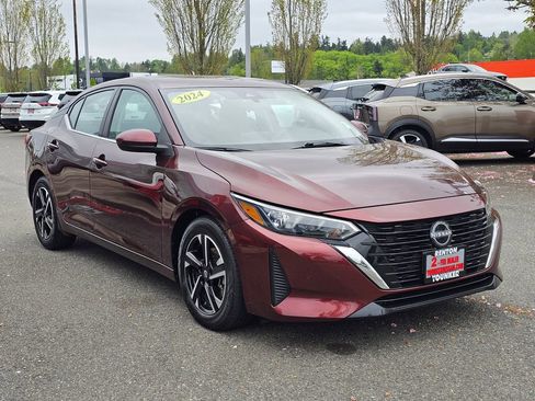 Used 2024 Nissan Sentra SV FWD image 3