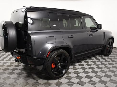 Used 2024 Land Rover Defender 110 X AWD/4WD image 7