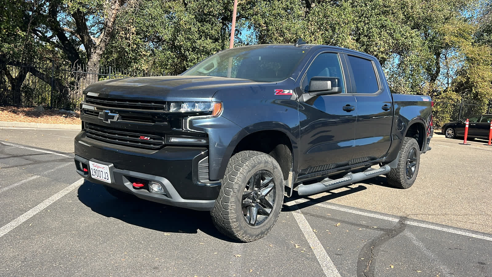 Used 2021 Chevrolet Silverado 1500 LT Trail Boss w/ LPO, Dark Essentials Package AWD/4WD image 1