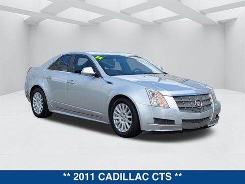 Used 2011 Cadillac CTS Sedan image 2