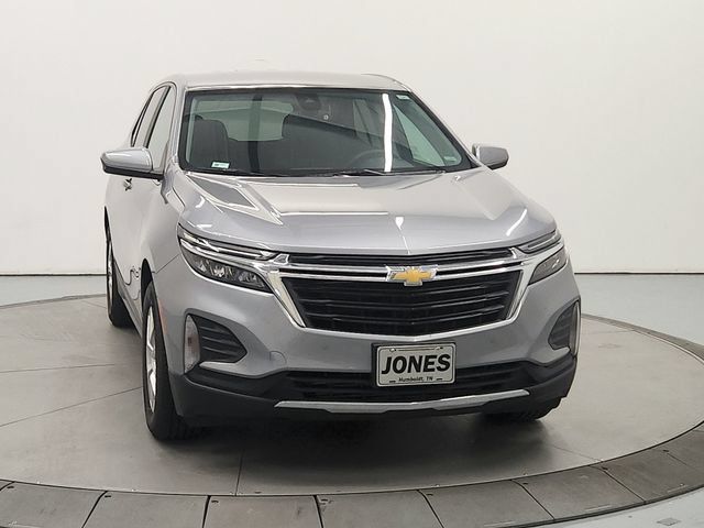 Used 2024 Chevrolet Equinox LT FWD image 3
