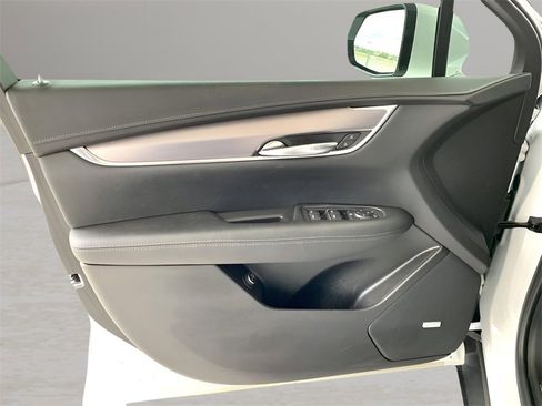 Used 2021 Cadillac XT5 Luxury image 11