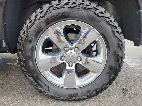 Used 2015 RAM 1500 Big Horn AWD/4WD image 4