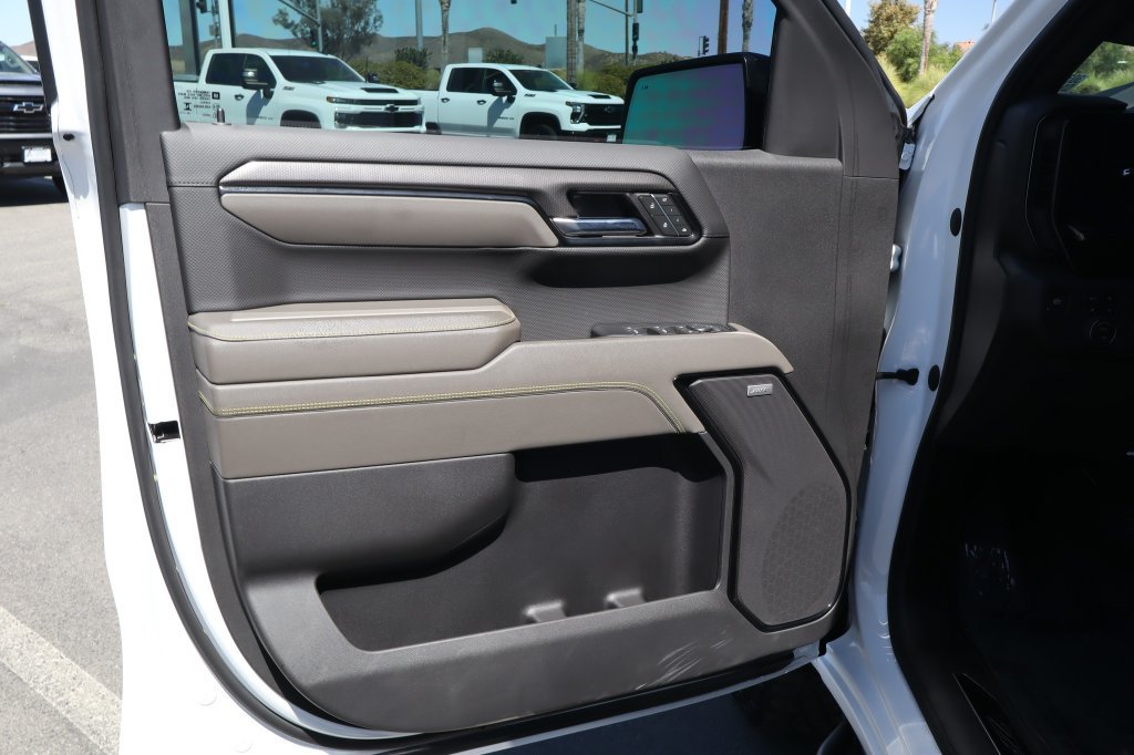 Used 2024 Chevrolet Silverado 1500 ZR2 AWD/4WD image 19