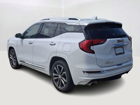Used 2020 GMC Terrain Denali w/ Denali Premium Package AWD/4WD image 4