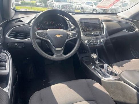 Used 2022 Chevrolet Malibu LS w/ LPO, Convenience Package 1 FWD image 12