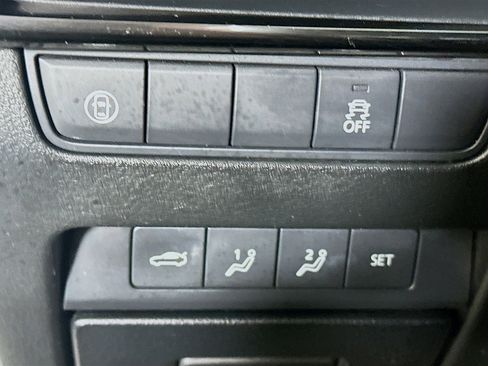 Used 2020 MAZDA MAZDA3 Sedan w/ Preferred Package image 17