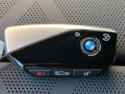 New 2025 BMW i7 eDrive50 image 38