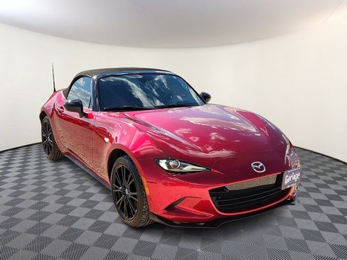 Used 2024 MAZDA MX-5 Miata Club image 6