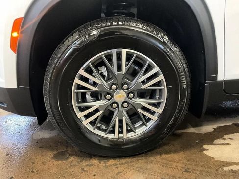 New 2026 Chevrolet Traverse LT w/ LPO, Floor Liner Package AWD/4WD image 29