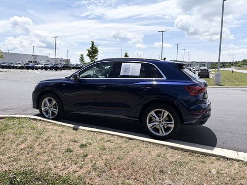 Used 2023 Audi Q3 2.0T Premium AWD/4WD image 5