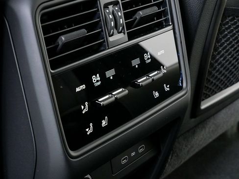 New 2026 Porsche Cayenne AWD image 22