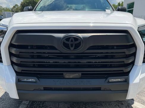 Used 2024 Toyota Tundra SR5 w/ SR5 Premium Package AWD/4WD image 18