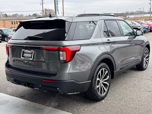 New 2026 Ford Explorer ST-Line RWD image 26