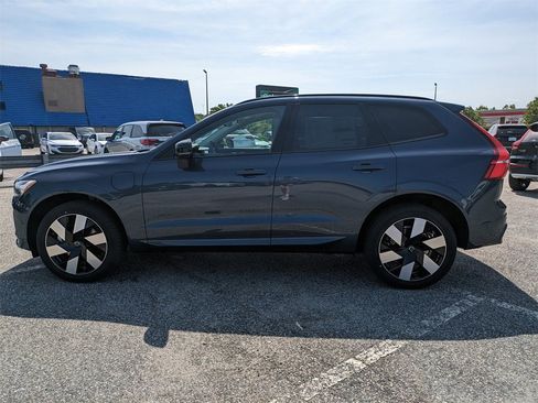 New 2025 Volvo XC60 T8 Plus w/ Protection Package Premier image 7