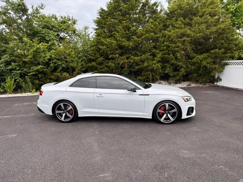 Used 2022 Audi A5 2.0T Premium Plus w/ Premium Plus AWD/4WD image 2